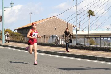 市町村対抗ジュニア駅伝競走大会の様子