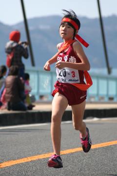 市町村対抗ジュニア駅伝競走大会の様子