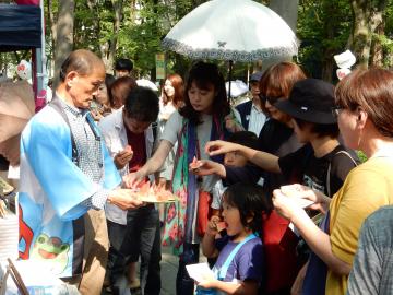 靱公園 バラ祭　くらしとみどりフェスタ2016に、印南町が参加しました